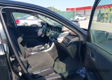 2013 Honda Accord Lx z USA, uszkodzony, nr VIN 1HGCR2F34DA173571